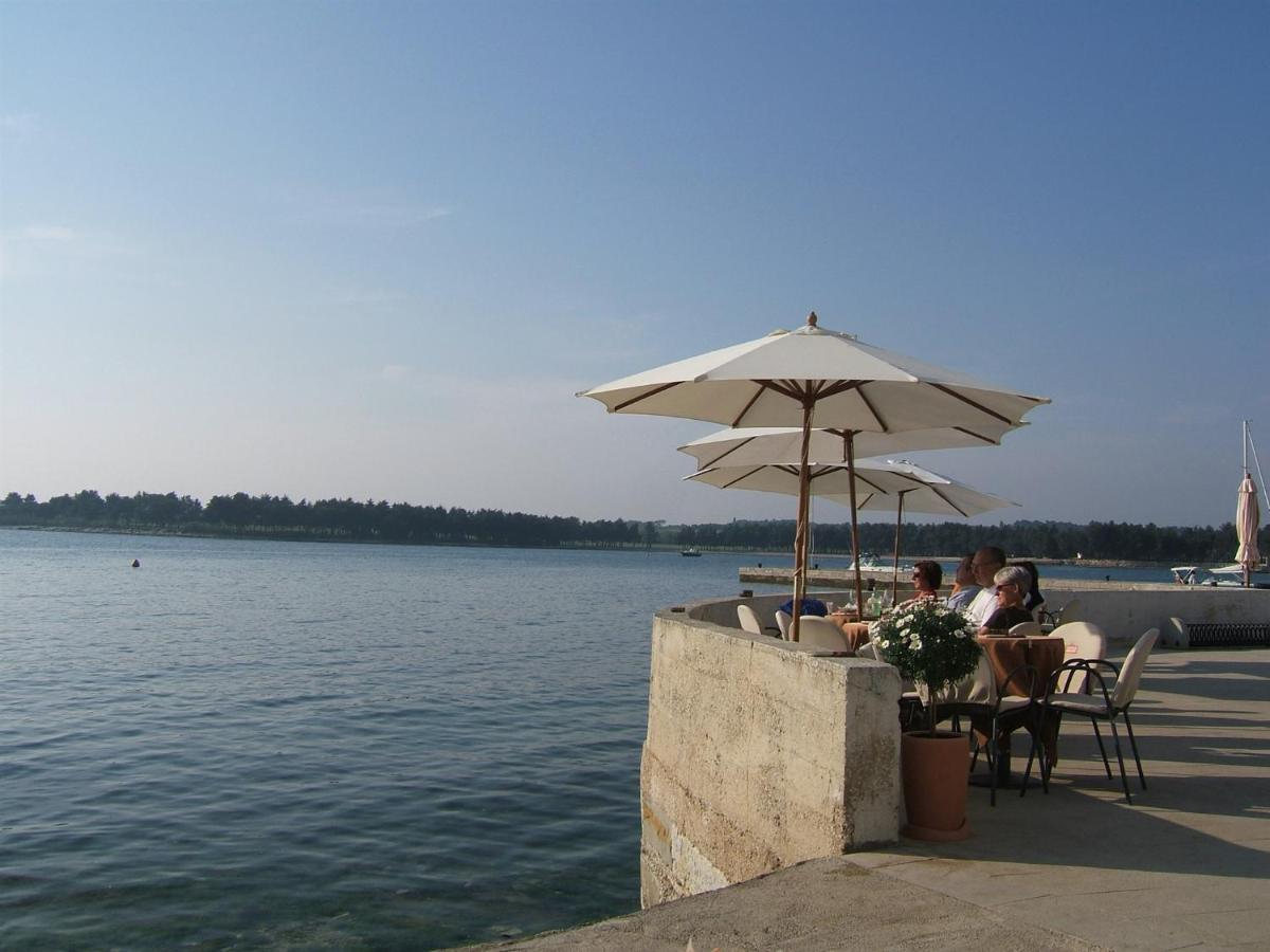 Irena A2 Daire Novigrad Istria Dış mekan fotoğraf